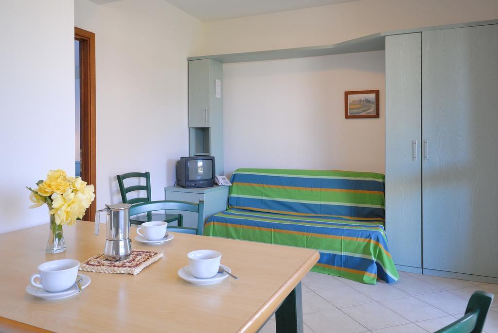 La Cecinella Apartments مارينا دي سيسينا المظهر الخارجي الصورة