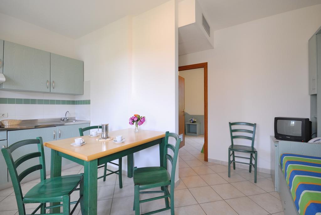 La Cecinella Apartments مارينا دي سيسينا المظهر الخارجي الصورة